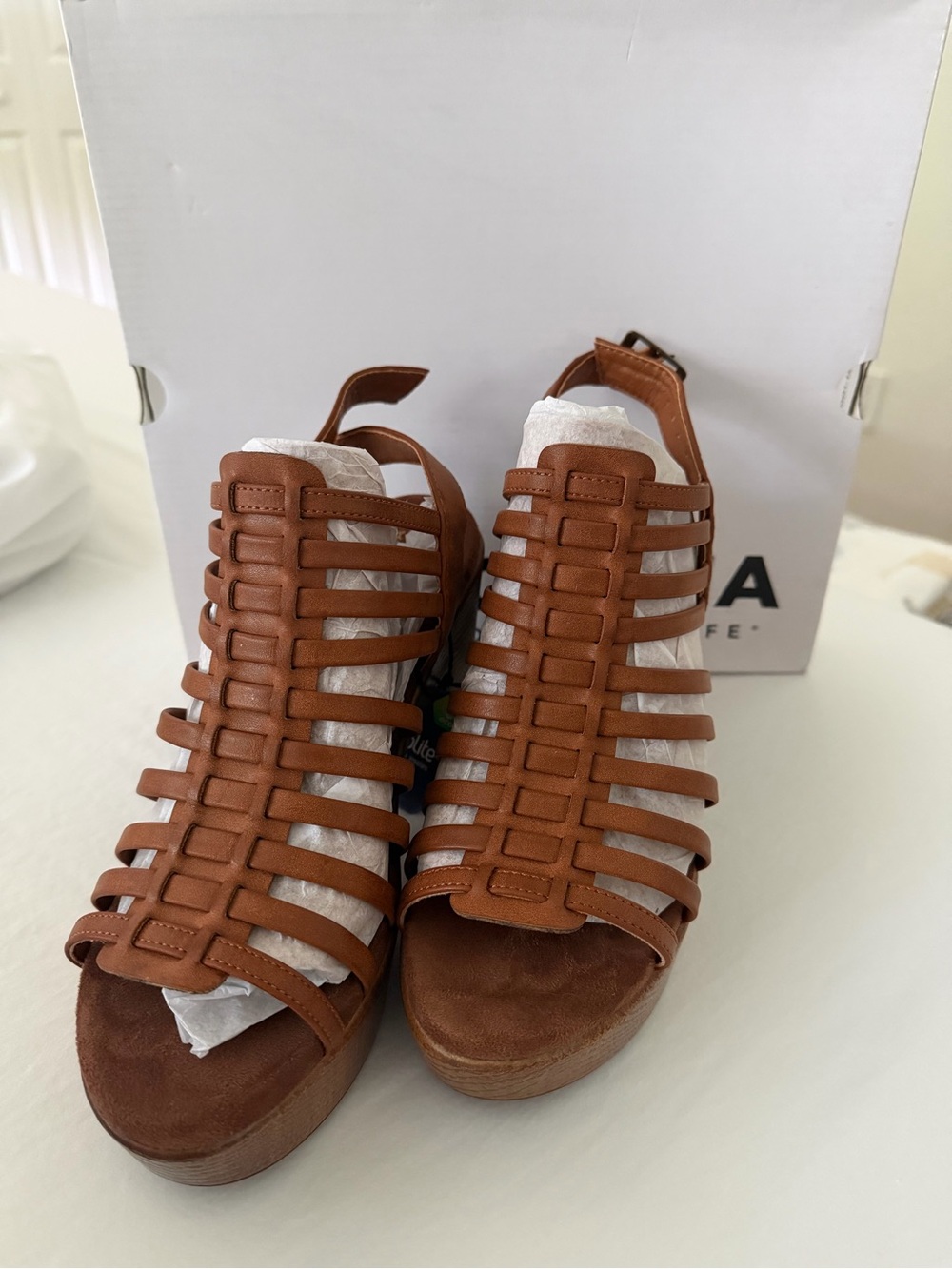 Sonoma Women’s Tan Strappy Wedge Heels